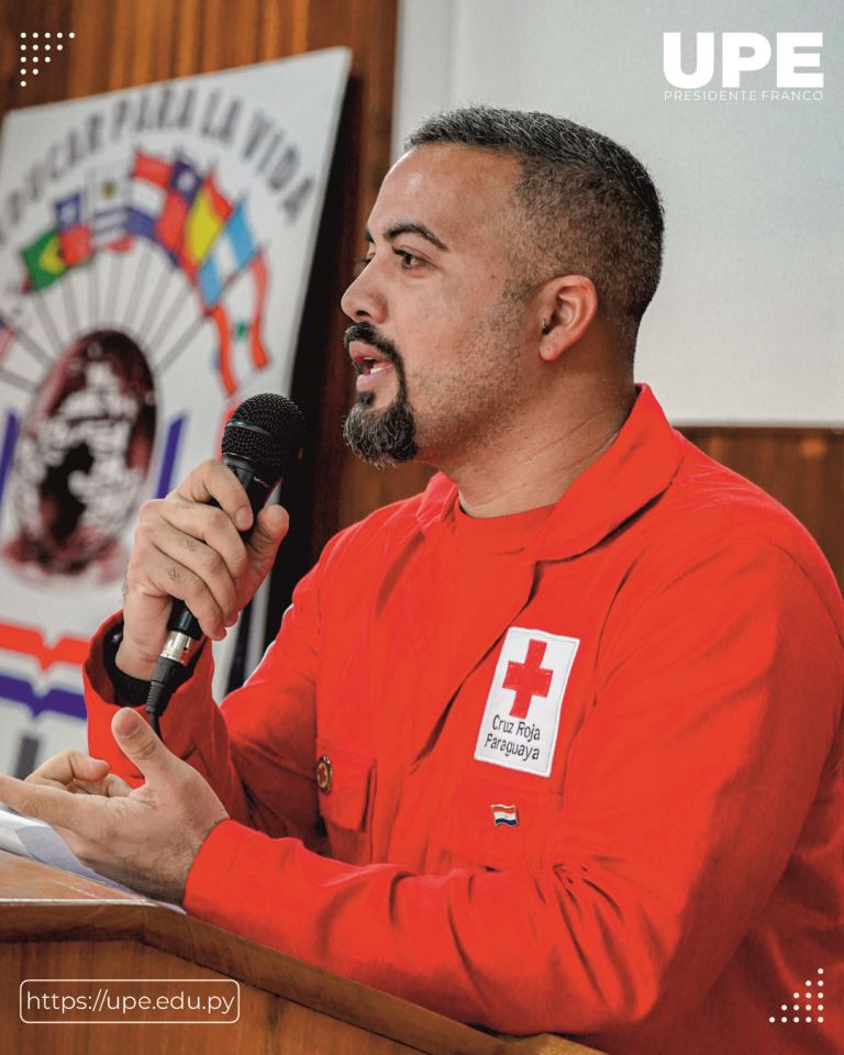 Graduación de Nuevos Voluntarios de la Cruz Roja en la UPE