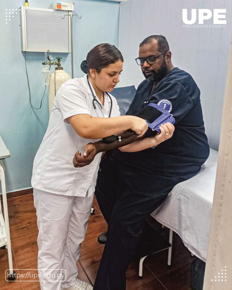 Jornada de Salud Comunitaria: Prácticas de Enfermería en la UPE