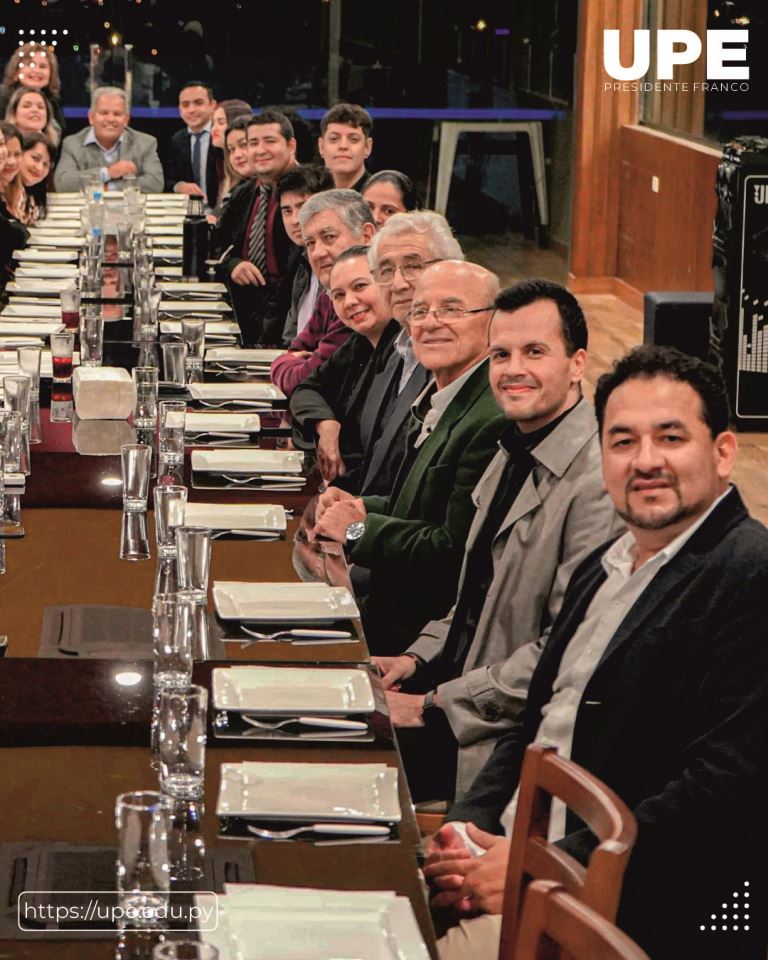 Celebración por la Acreditación de Ciencias Contables en la UPE