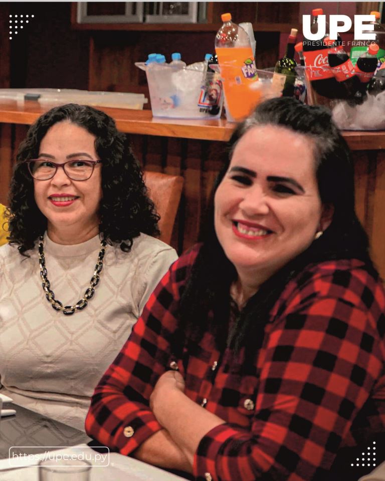 Celebración por la Acreditación de Ciencias Contables en la UPE