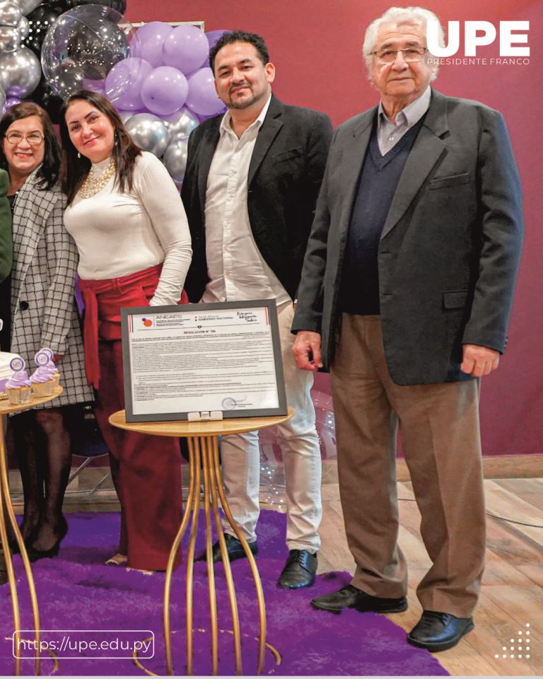 Celebración por la Acreditación de Ciencias Contables en la UPE