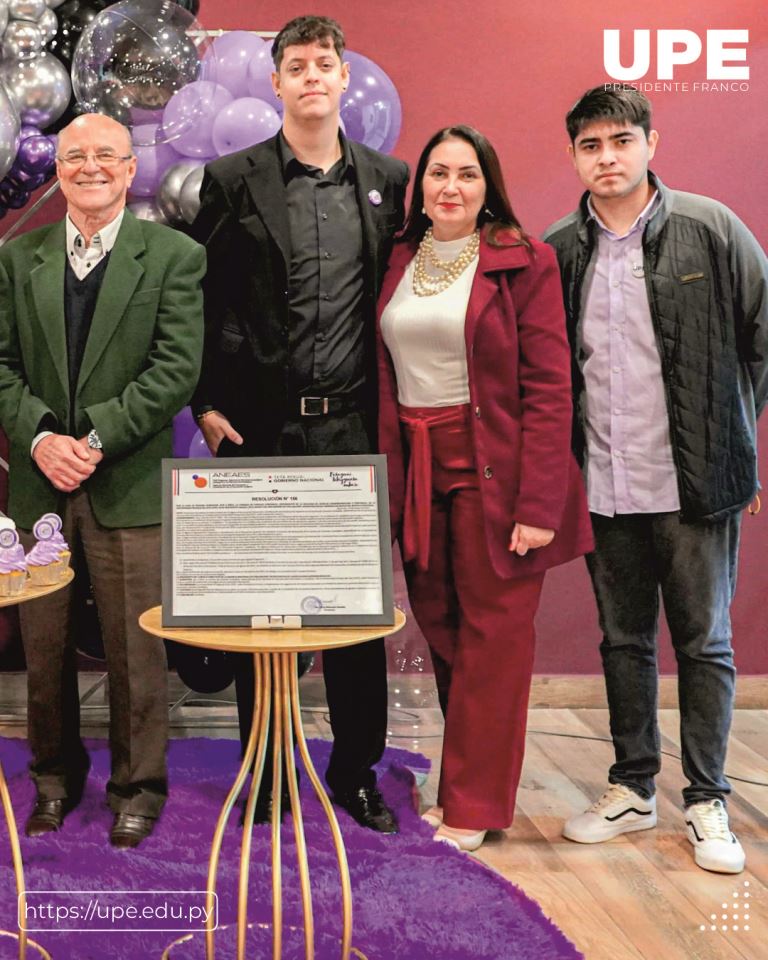 Celebración por la Acreditación de Ciencias Contables en la UPE