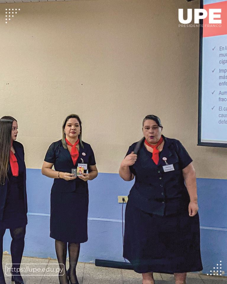 Investigaciones Jurídicas en la UPE: Exposiciones de Estudiantes de Derecho