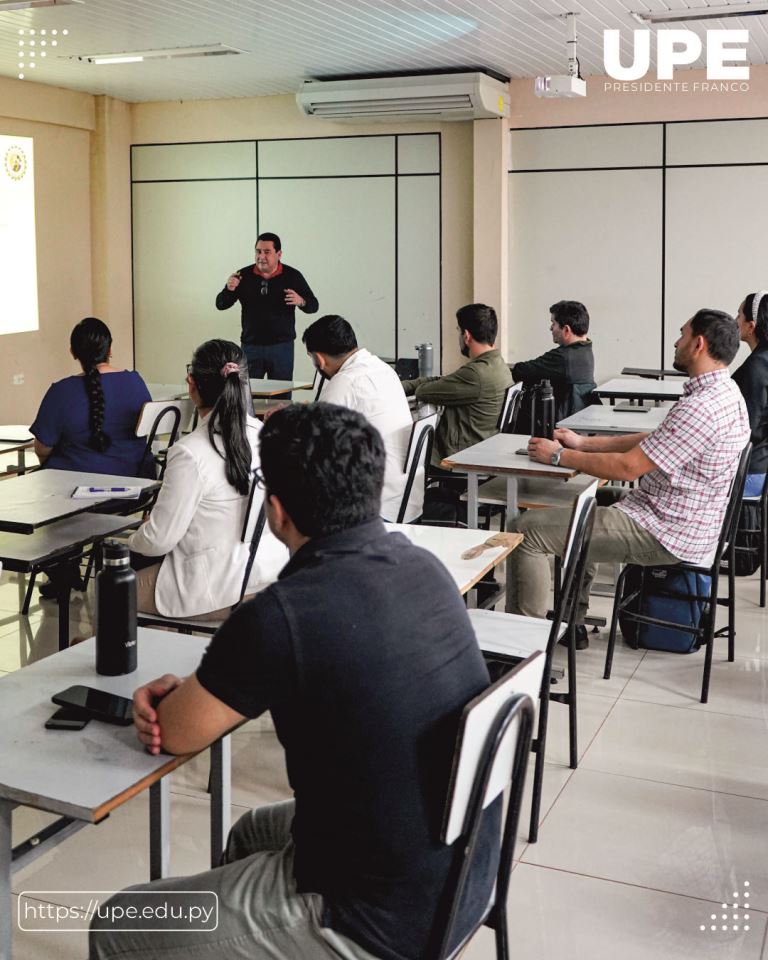  Claustro Docente en la Facultad de Ciencias y Tecnologías: Compromiso con la Calidad Educativa