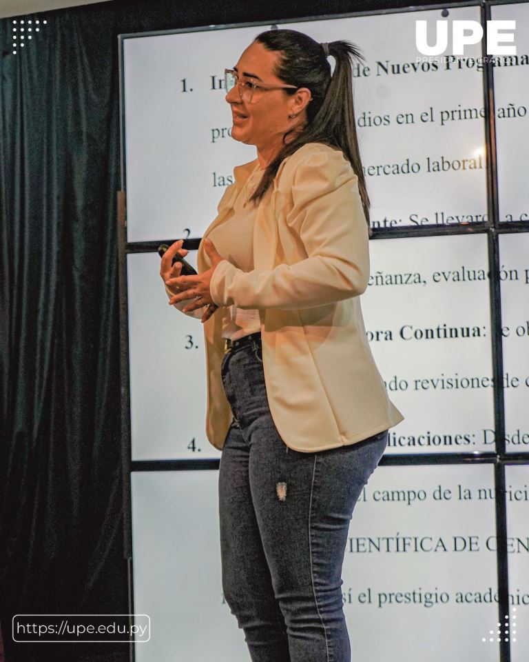  Claustro Docente en la Facultad de Ciencias de la Salud: Informes y Planificación