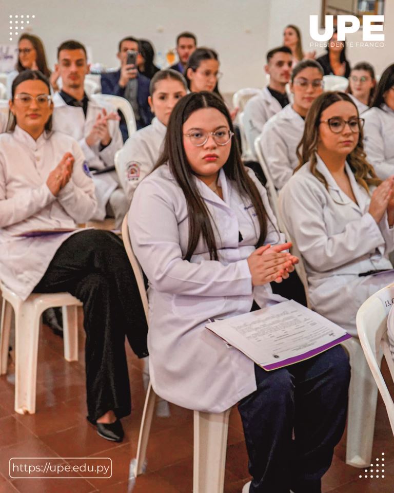 Investigación Científica en la UPE: Un Pilar en la Formación de Médicos