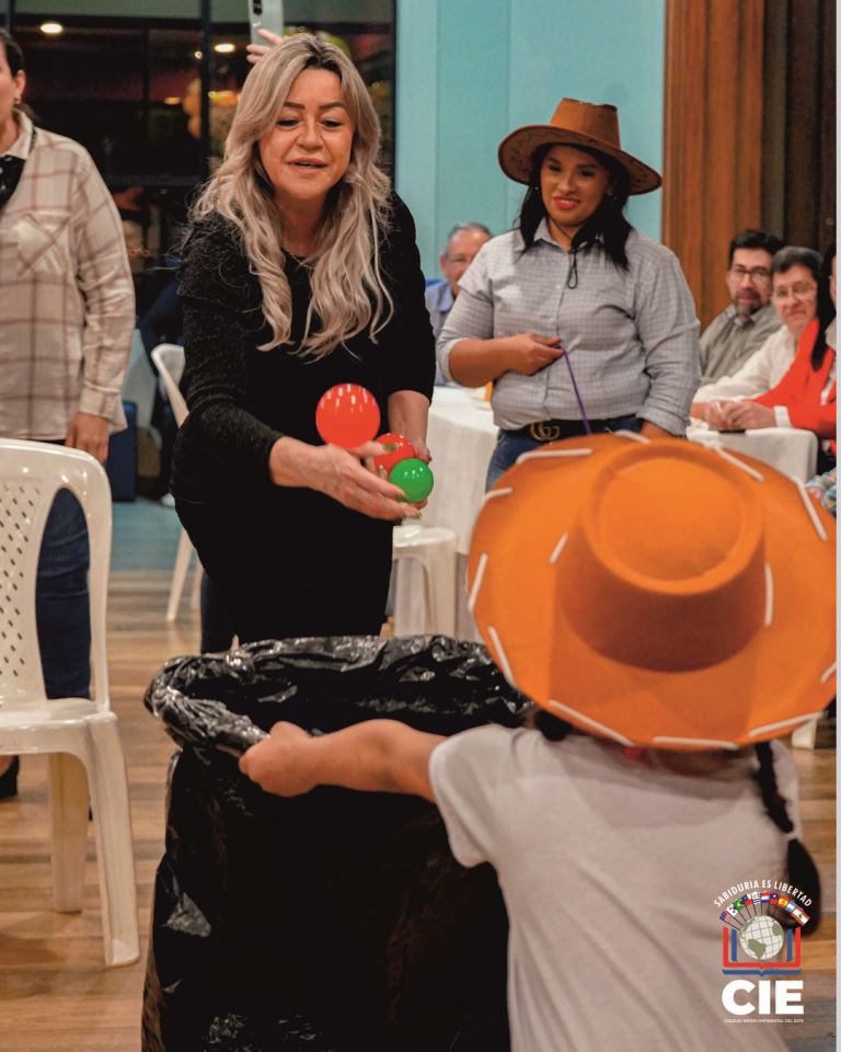 CIE Celebra el Día de los Abuelos: Fomentando el Respeto y la Unión Familiar