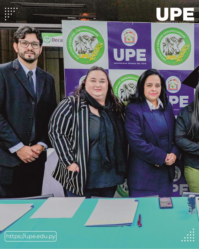 Defensa Exitosa: Estudiantes de Agronomía Culminan su Trabajo Final de Grado