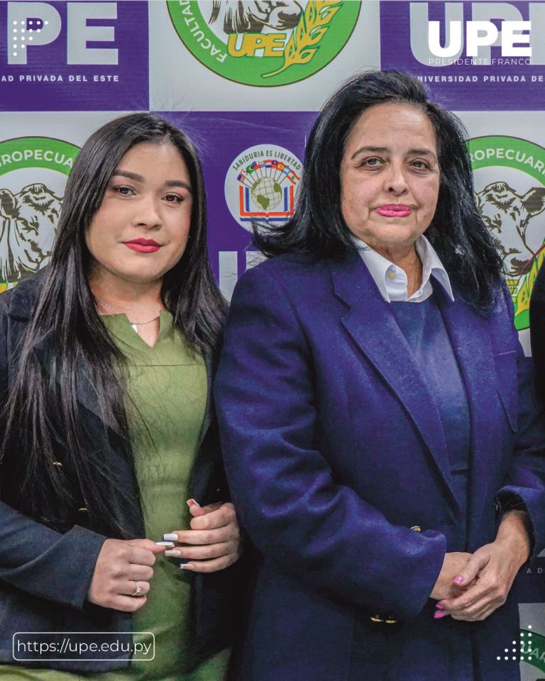 Defensa Exitosa: Estudiantes de Agronomía Culminan su Trabajo Final de Grado