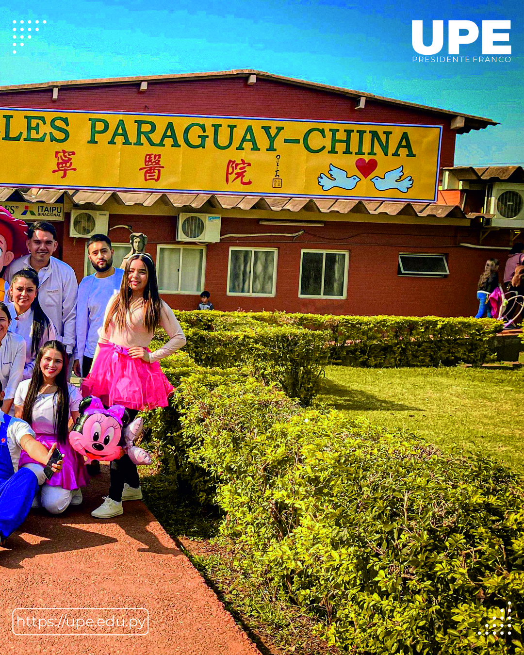 Visita de Estudiantes de Enfermería al Hospital Los Ángeles por el Día del Niño