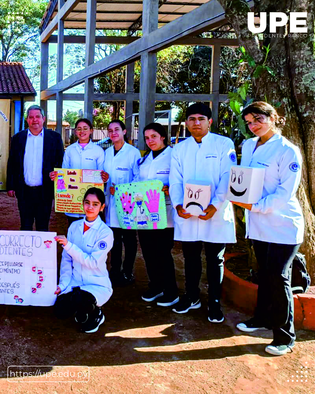 Promoviendo Hábitos Saludables: Estudiantes de Enfermería visitan la Escuela Santa Rosa de Lima