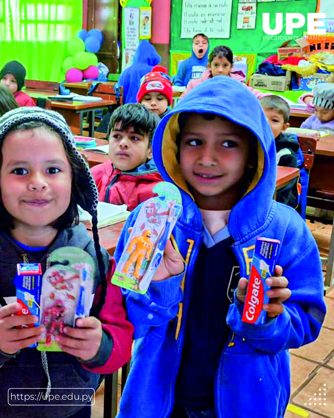 Promoviendo Hábitos Saludables: Estudiantes de Enfermería visitan la Escuela Santa Rosa de Lima