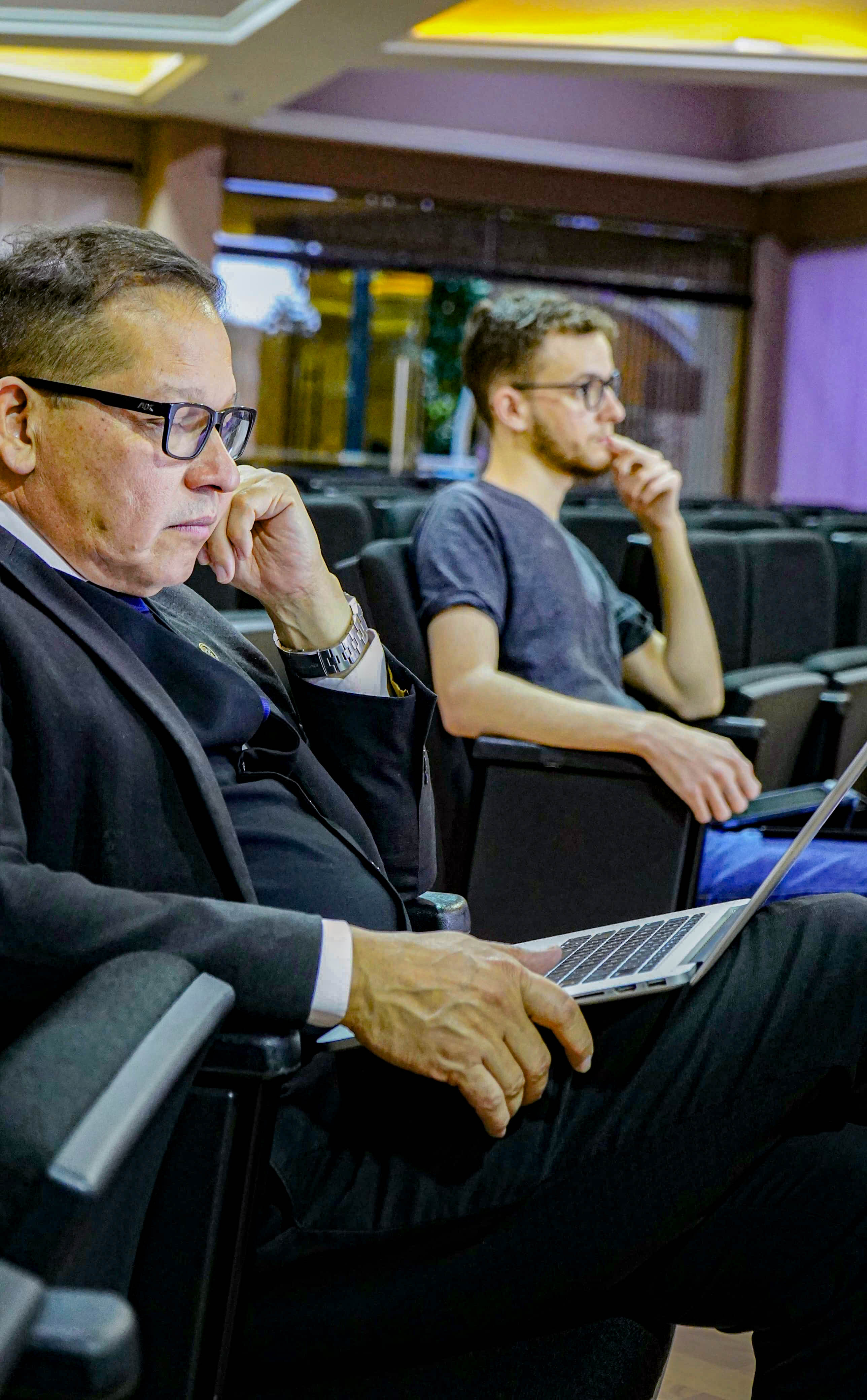 Alumnos de la UPE se preparan para el Hackathon de la NASA