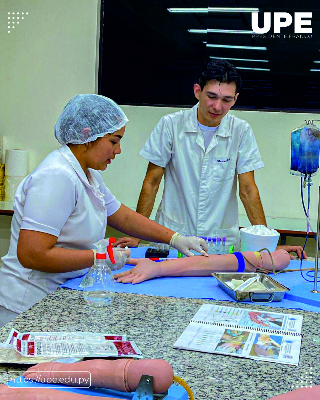 Aulas Prácticas en Ciencias de la Salud: Aprendizaje Colaborativo entre estudiantes