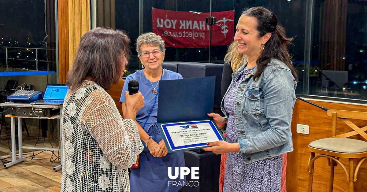 Unidos por la Salud: Entrega de Certificados a Voluntarios de Project C.U.R.E. en la UPE