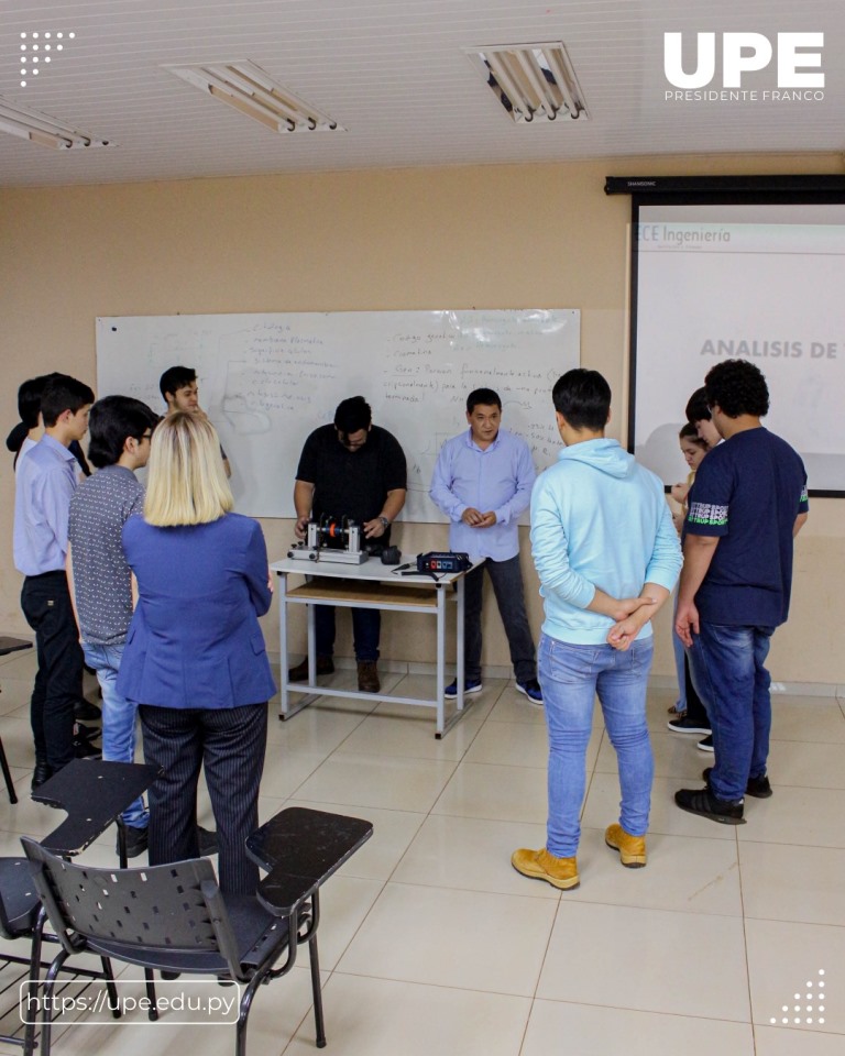 Segunda Jornada Científica en la UPE Charlas y Presentación de Pitchs